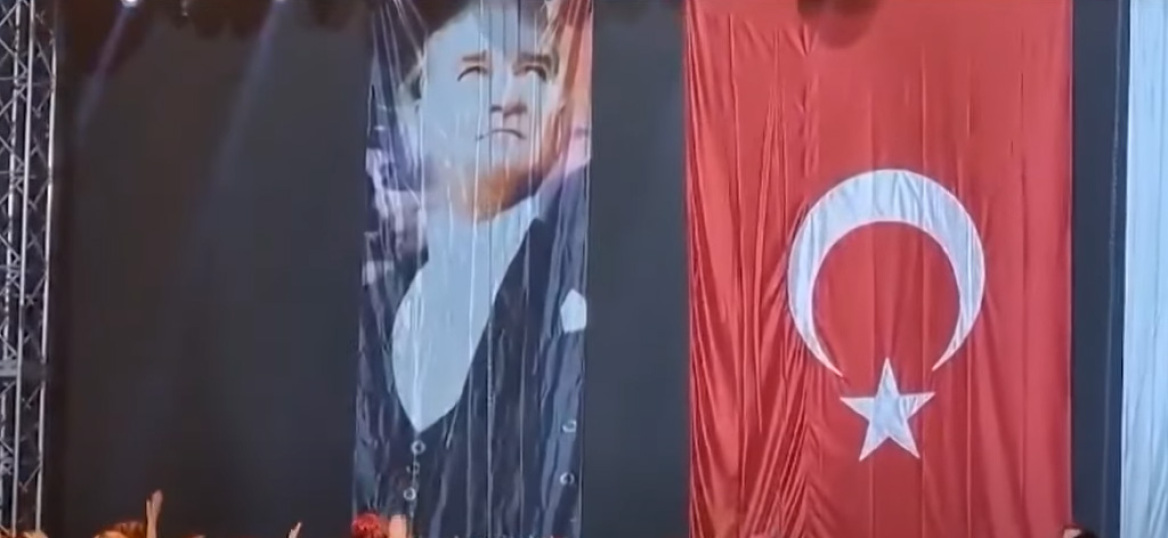 Από τη διπλωματία στον πόλεμο της συναυλίας - Πώς η Βανδή έκανε τους Τούρκους... Τούρκους 