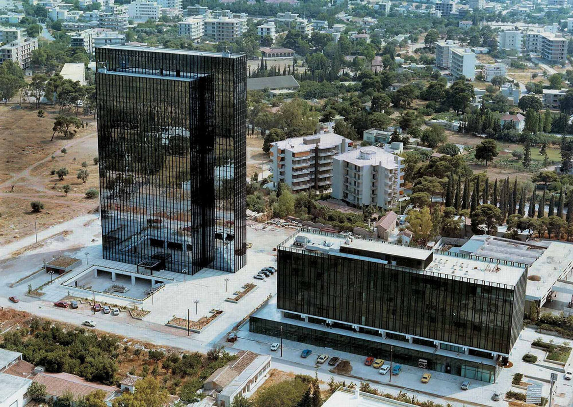 Μπάμπης Βωβός: Ο «βασιλιάς» των γυάλινων πύργων δεν μένει πια εδώ