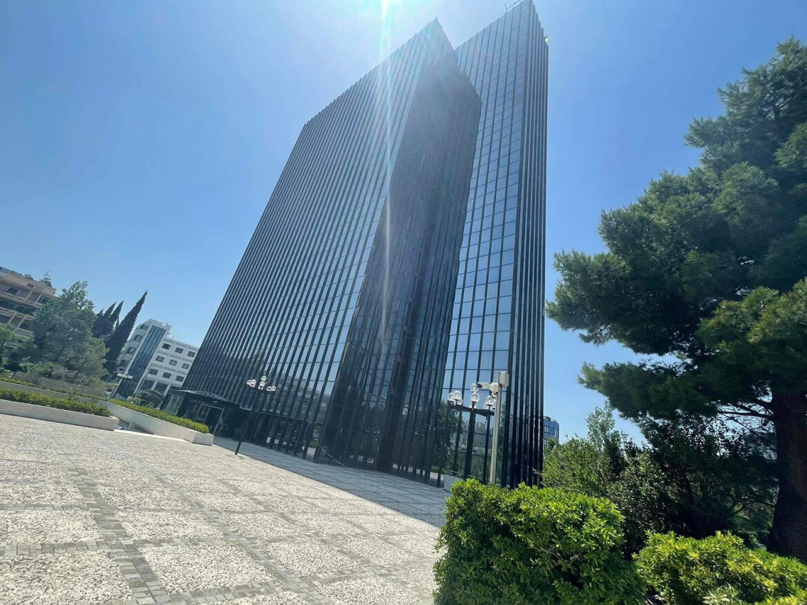 Μπάμπης Βωβός: Ο «βασιλιάς» των γυάλινων πύργων δεν μένει πια εδώ