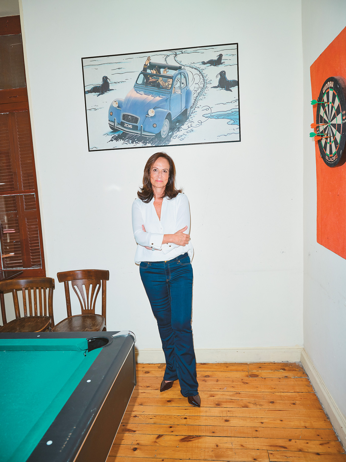 Αννα Διαμαντοπούλου: H φιλόδοξη οδηγός ενός πράσινου 2CV