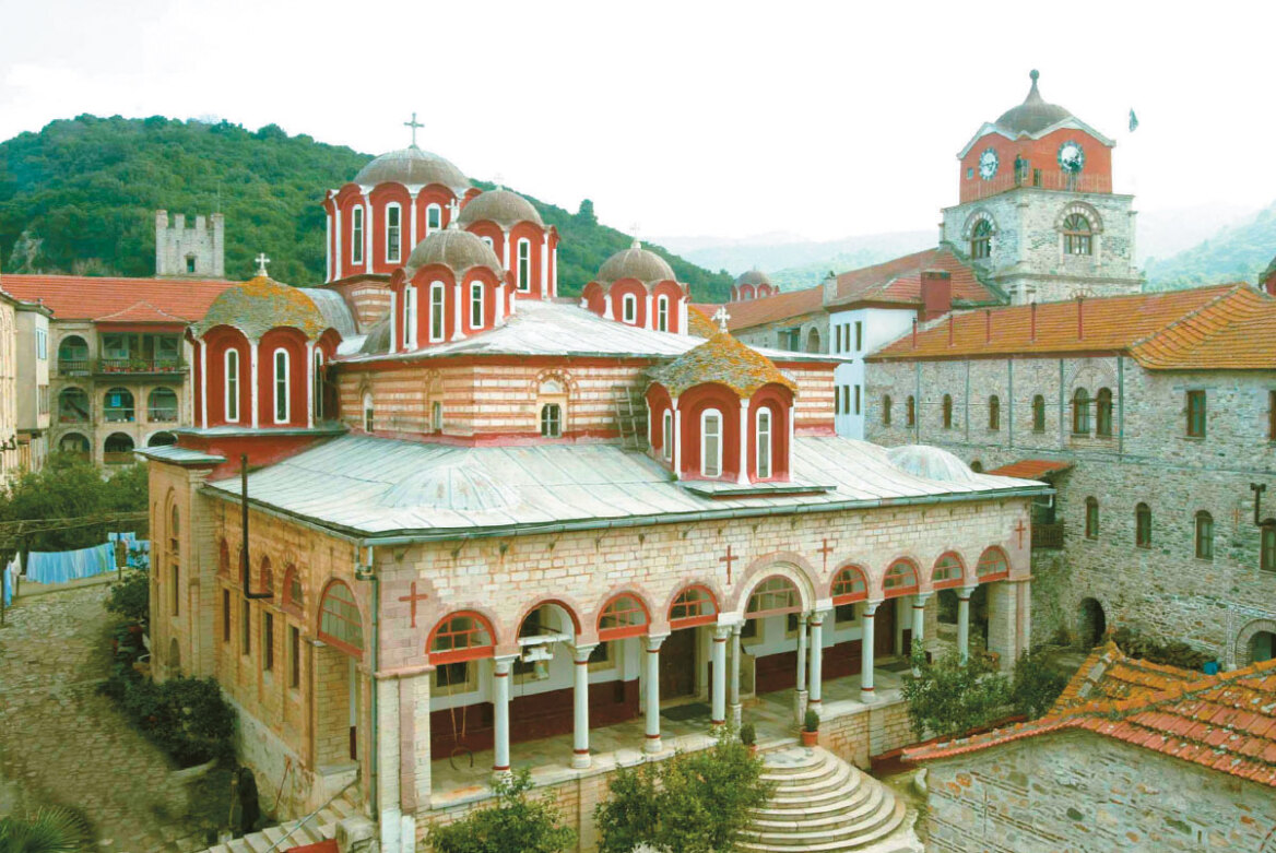 Ιερά Μονή Εσφιγμένου Αγίου Όρους: Η ιστορία της πολιορκίας που κρατάει μισό αιώνα