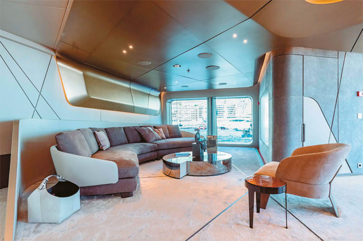 Η Lamborghini των θαλασσών: Καταμαράν μισού δισ. ευρώ στα χέρια Κυπρίων