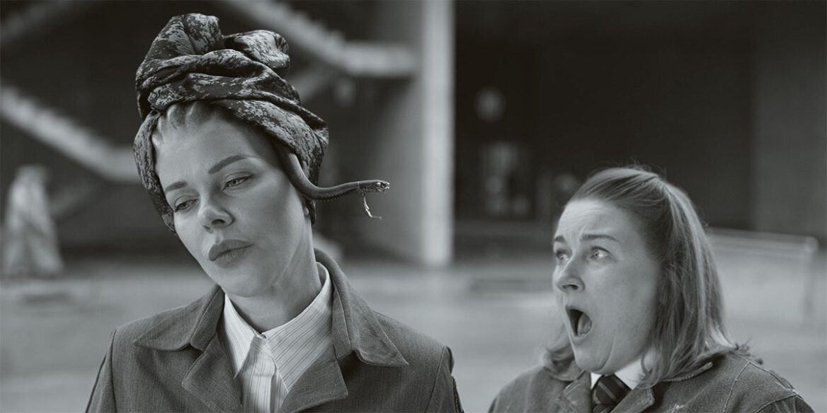 Το δωδεκάθεο στο Netflix - Kaos: Μαύρος ο Θησέας, μαφιόζος ο Ποσειδώνας, ιντερσέξ ο Κέρβερος