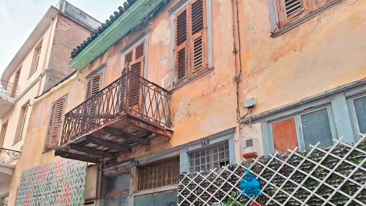 Στη ρωγμή του χρόνου τα σπίτια μεγάλων λογοτεχνών - Ποιος θα τα σώσει;