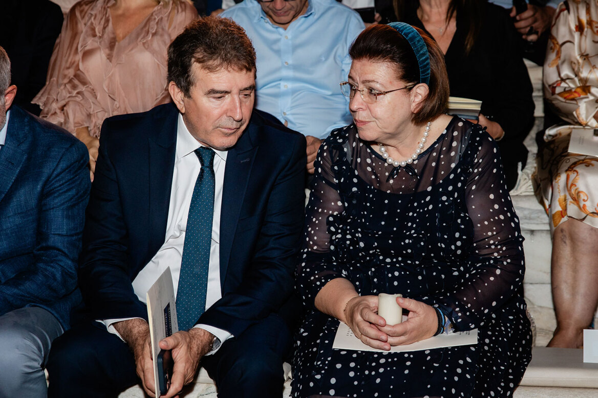 Ήταν όλοι εκεί για τη Μαριάννα Βαρδινογιάννη: Δείτε φωτογραφίες από τη συγκινητική εκδήλωση ένα χρόνο μετά τον θάνατό της