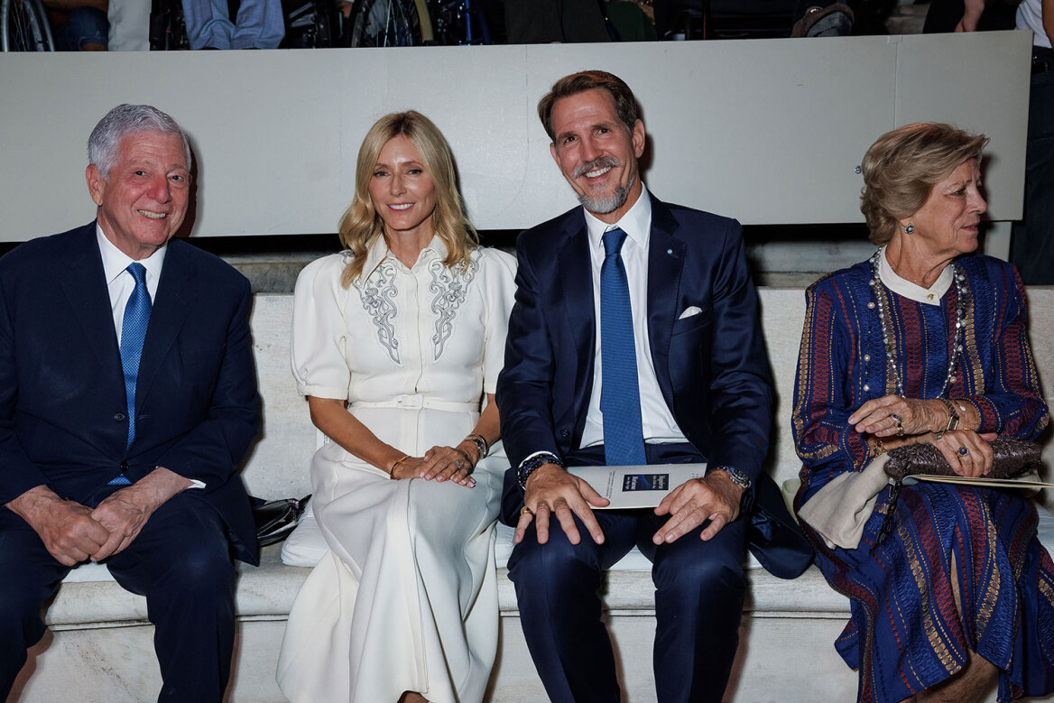 Ήταν όλοι εκεί για τη Μαριάννα Βαρδινογιάννη: Δείτε φωτογραφίες από τη συγκινητική εκδήλωση ένα χρόνο μετά τον θάνατό της