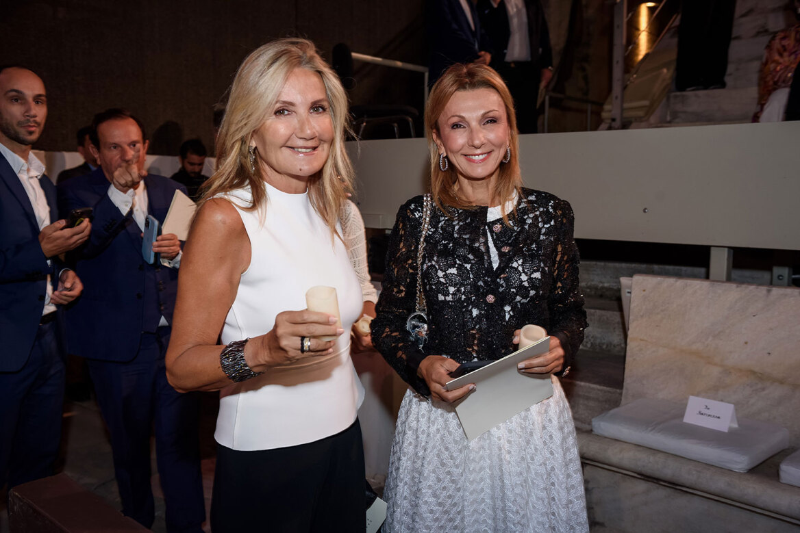 Ήταν όλοι εκεί για τη Μαριάννα Βαρδινογιάννη: Δείτε φωτογραφίες από τη συγκινητική εκδήλωση ένα χρόνο μετά τον θάνατό της