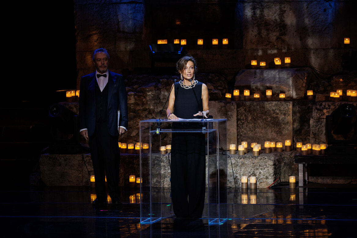 Ήταν όλοι εκεί για τη Μαριάννα Βαρδινογιάννη: Δείτε φωτογραφίες από τη συγκινητική εκδήλωση ένα χρόνο μετά τον θάνατό της