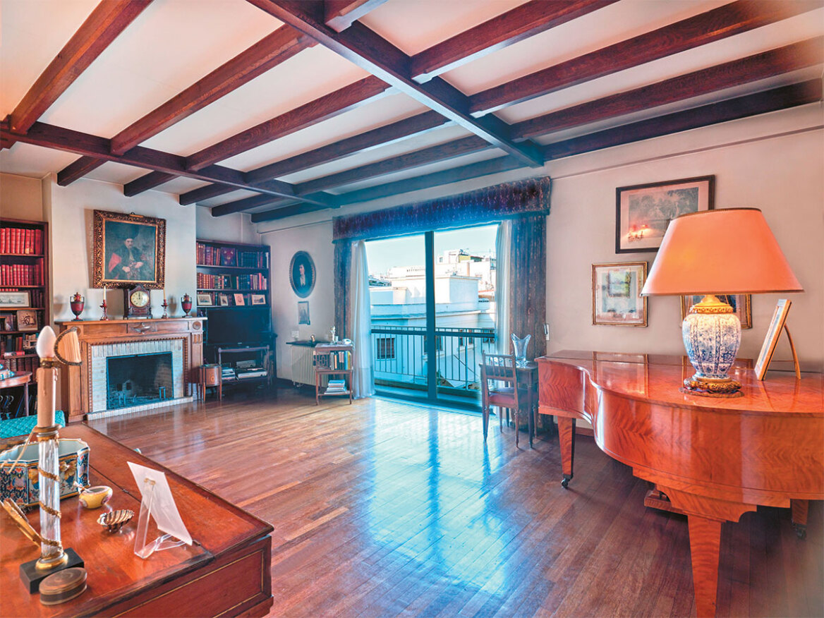 Νεοκλασικά και ιστορικά ακίνητα for sale - Από την Αθήνα και το Πήλιο, στην Κέρκυρα και τη Ρόδο