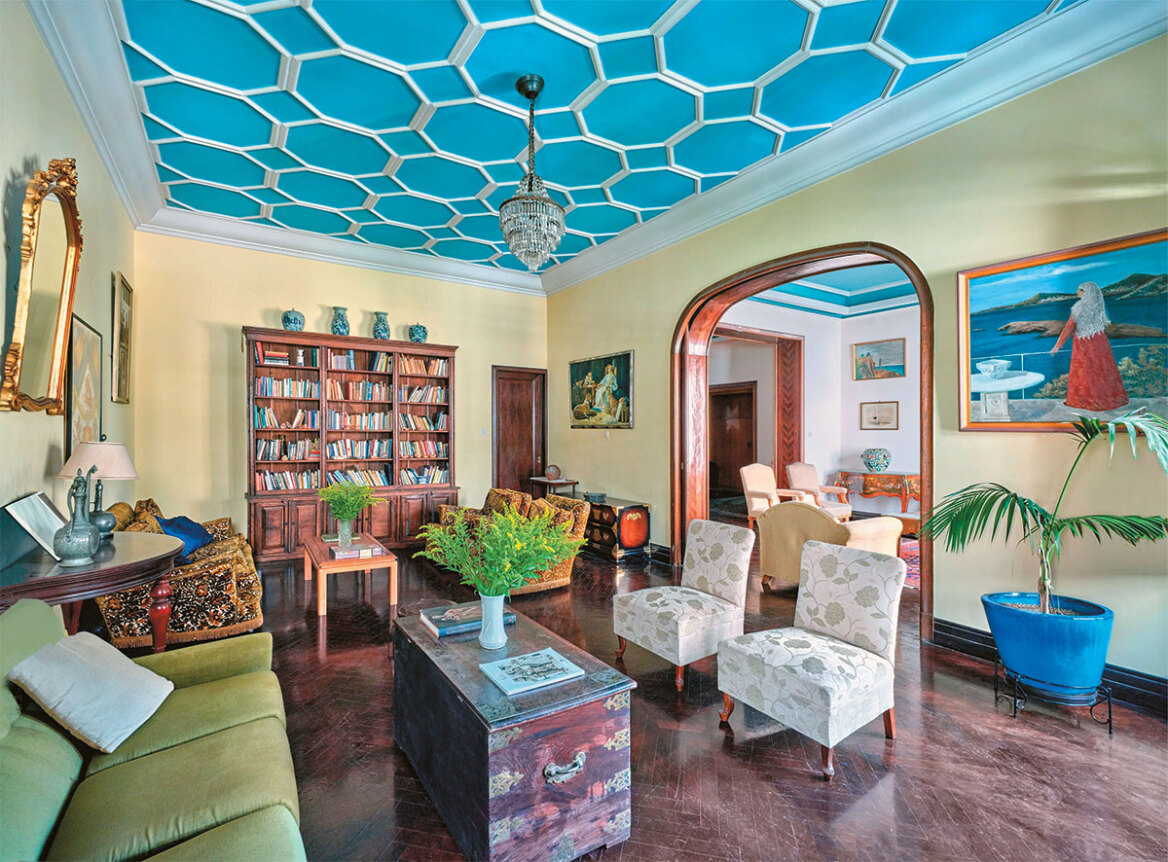 Νεοκλασικά και ιστορικά ακίνητα for sale - Από την Αθήνα και το Πήλιο, στην Κέρκυρα και τη Ρόδο