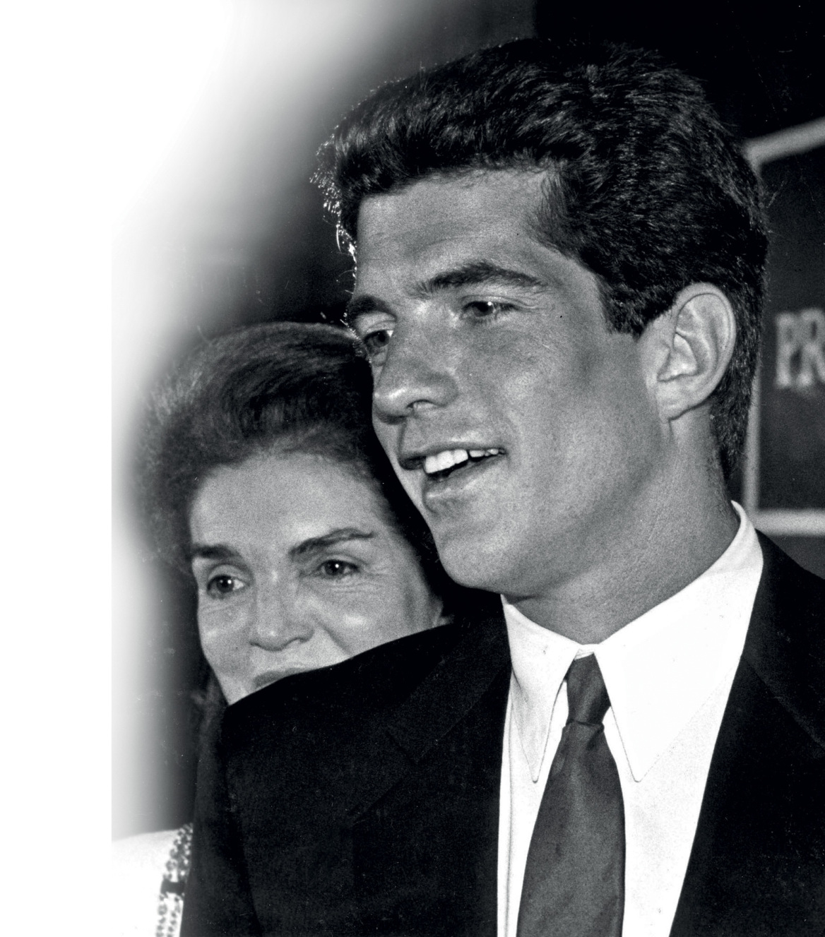  Τζον Φ. Κένεντι Τζούνιορ και Καρολίν Μπεσέτ: Μυστικά, ψέματα και μία τραγωδία 