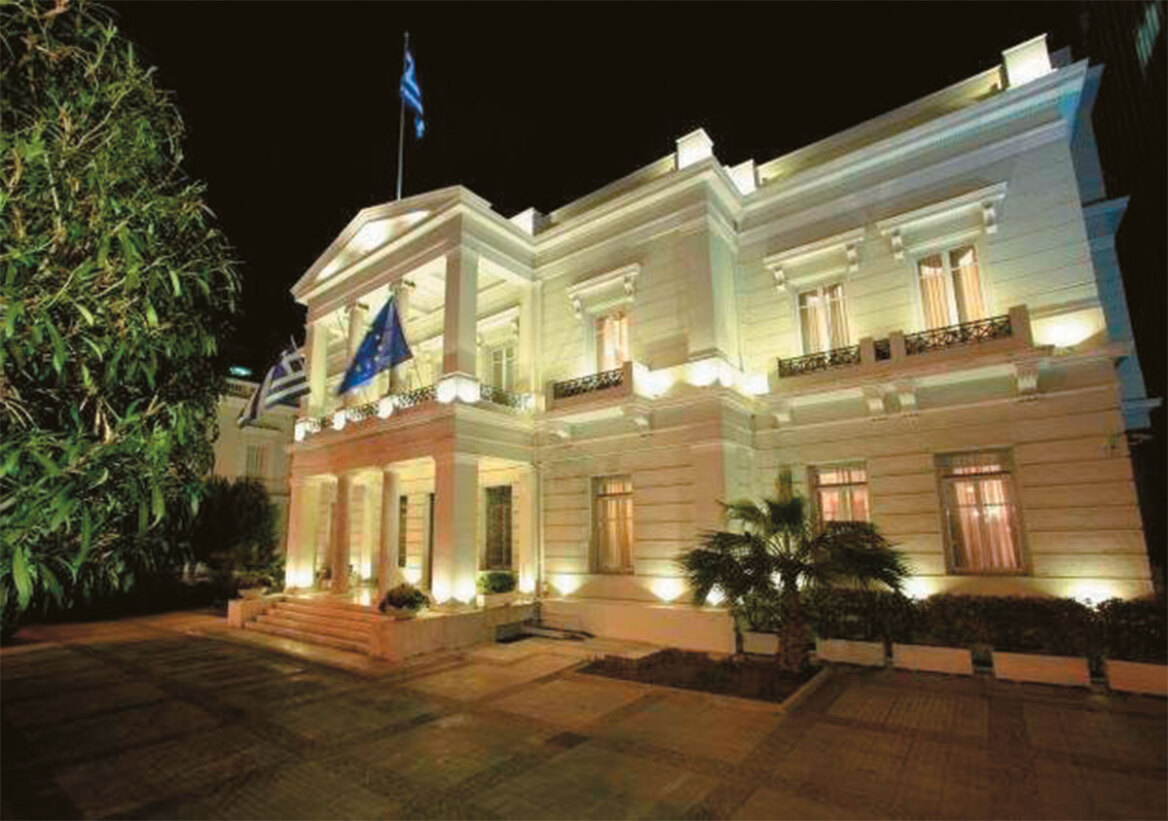 Εννέα υπουργεία προς μετακόμιση: Η ιστορία τους και τα σχέδια μετακίνησης