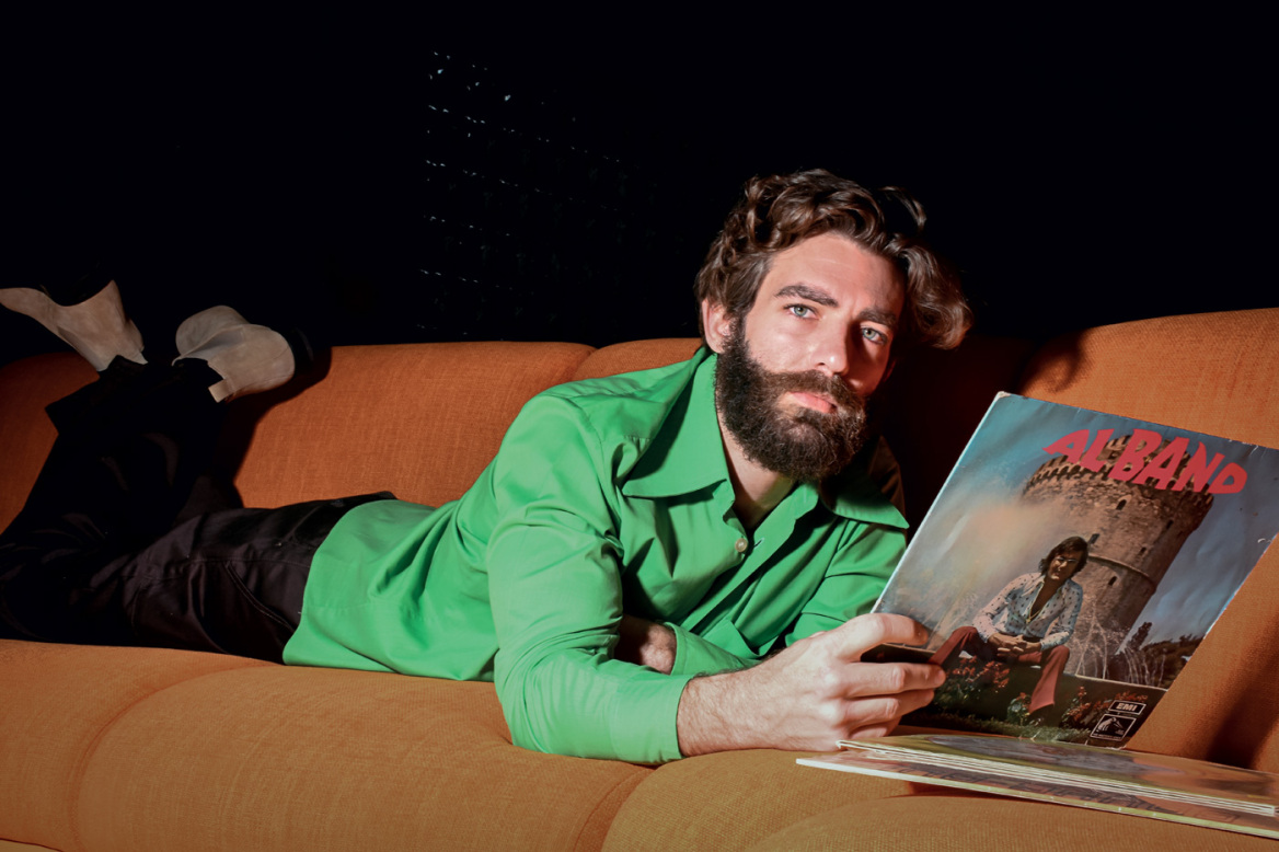 Γιάννης Ποιμενίδης: «Το ζητούμενο του ηθοποιού είναι να χάσει τον εαυτό του»