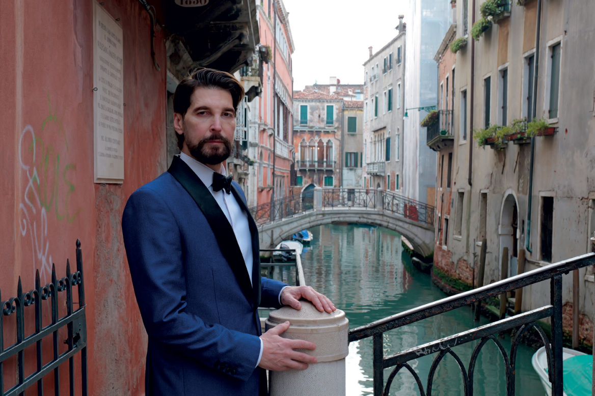 Νίκος Φλώρος: «Η Κάλλας είναι η Ελλάδα που ταξιδεύει»