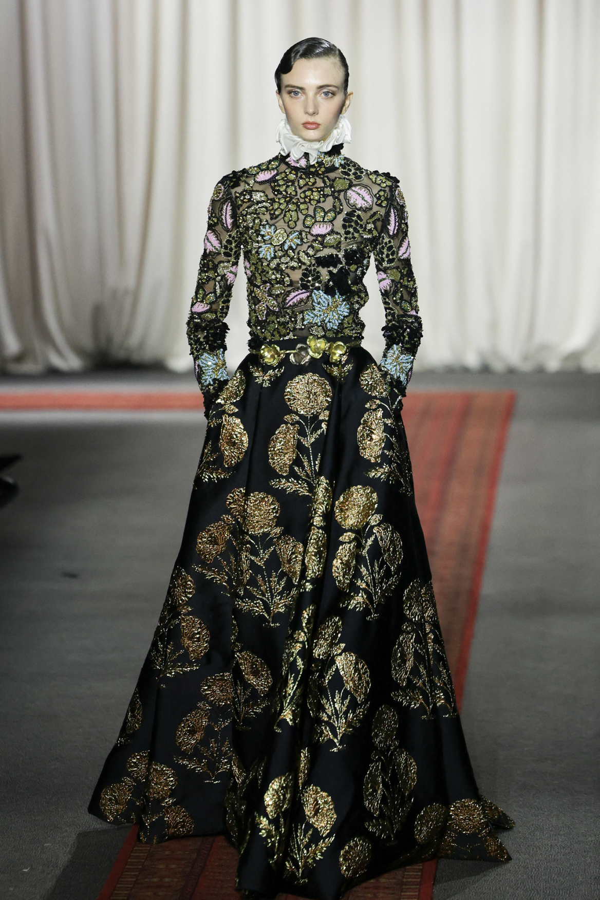 Paris Haute Couture Week: Το παλιό είναι το νέο καινούριο 