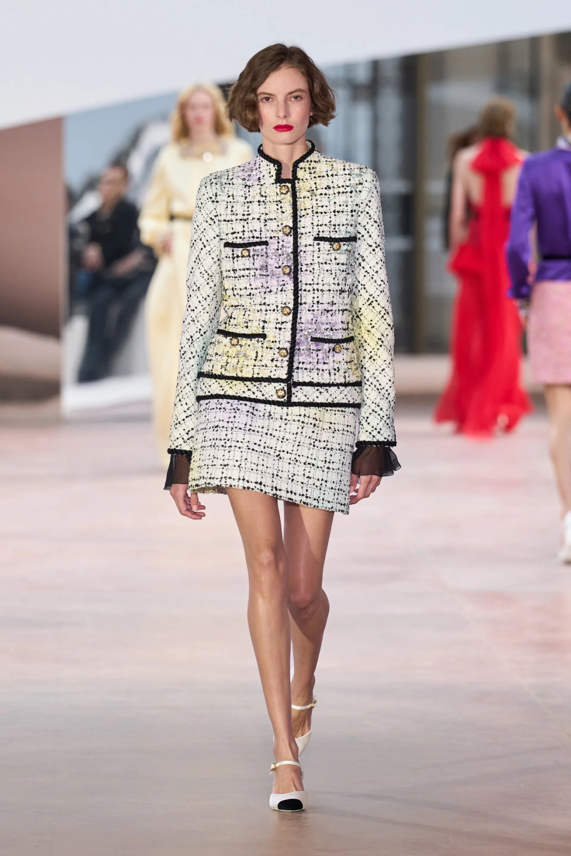 Paris Haute Couture Week: Το παλιό είναι το νέο καινούριο 