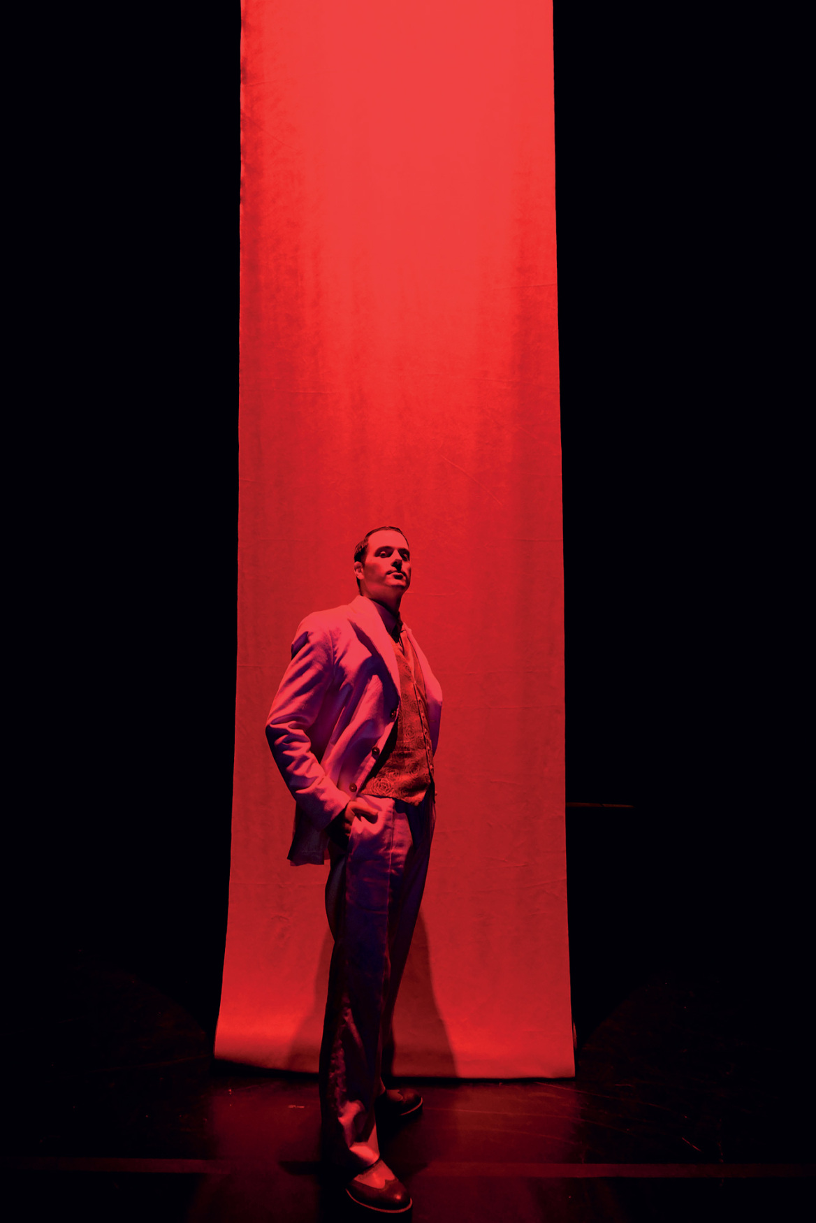 Νικόλας Μαραζιώτης - Χρύσα Μαλιαμάνη: «Λευκός Καπνός» στη Λυρική  Σκηνή