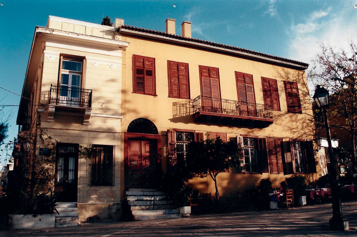 Μάνος Περράκης: Ο διακεκριμένος αρχιτέκτονας αφηγείται κομβικές στιγμές της ζωής του