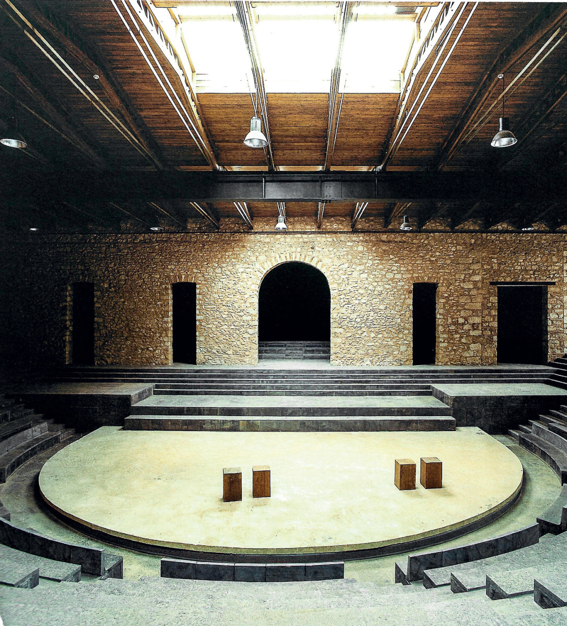 Μάνος Περράκης: Ο διακεκριμένος αρχιτέκτονας αφηγείται κομβικές στιγμές της ζωής του