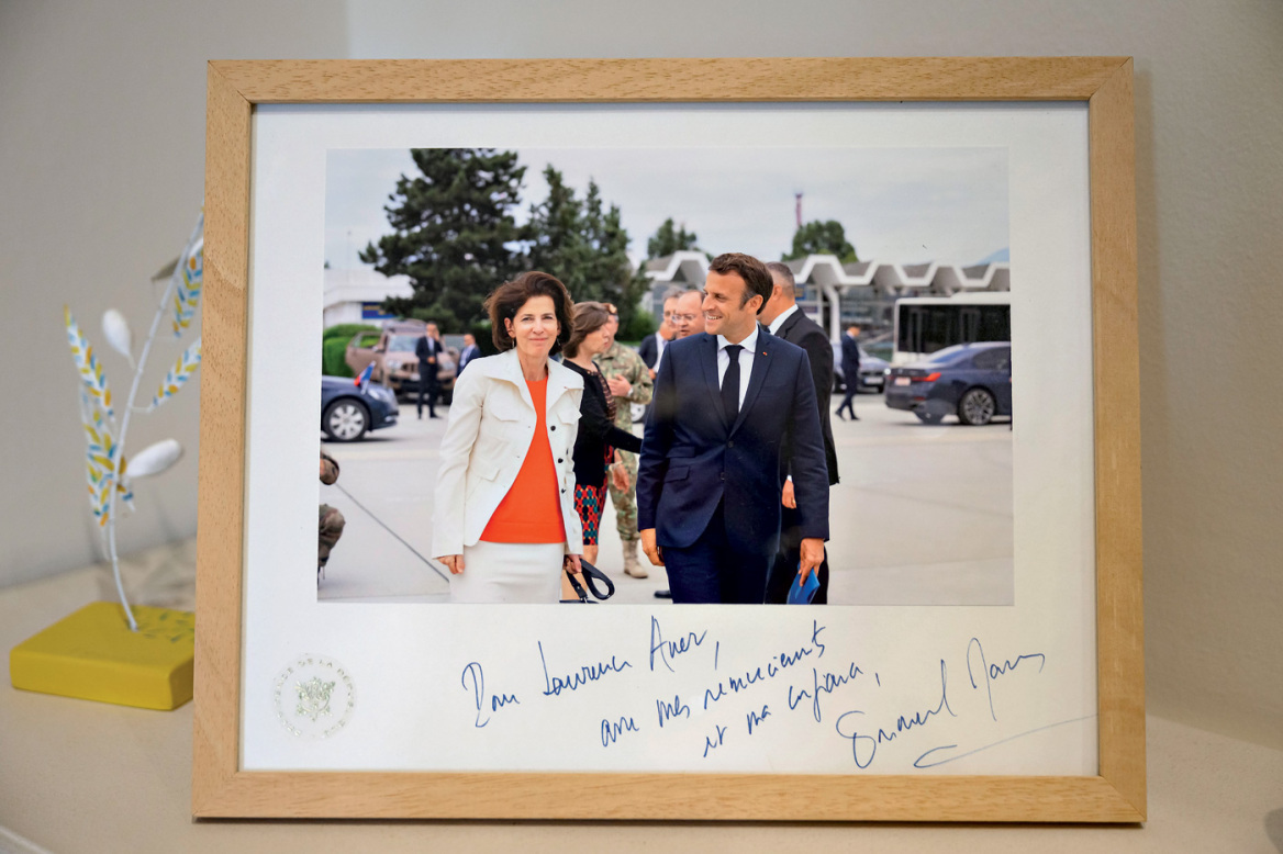 Laurence Auer: Δείπνο με την πρέσβειρα της Γαλλίας στην Ελλάδα