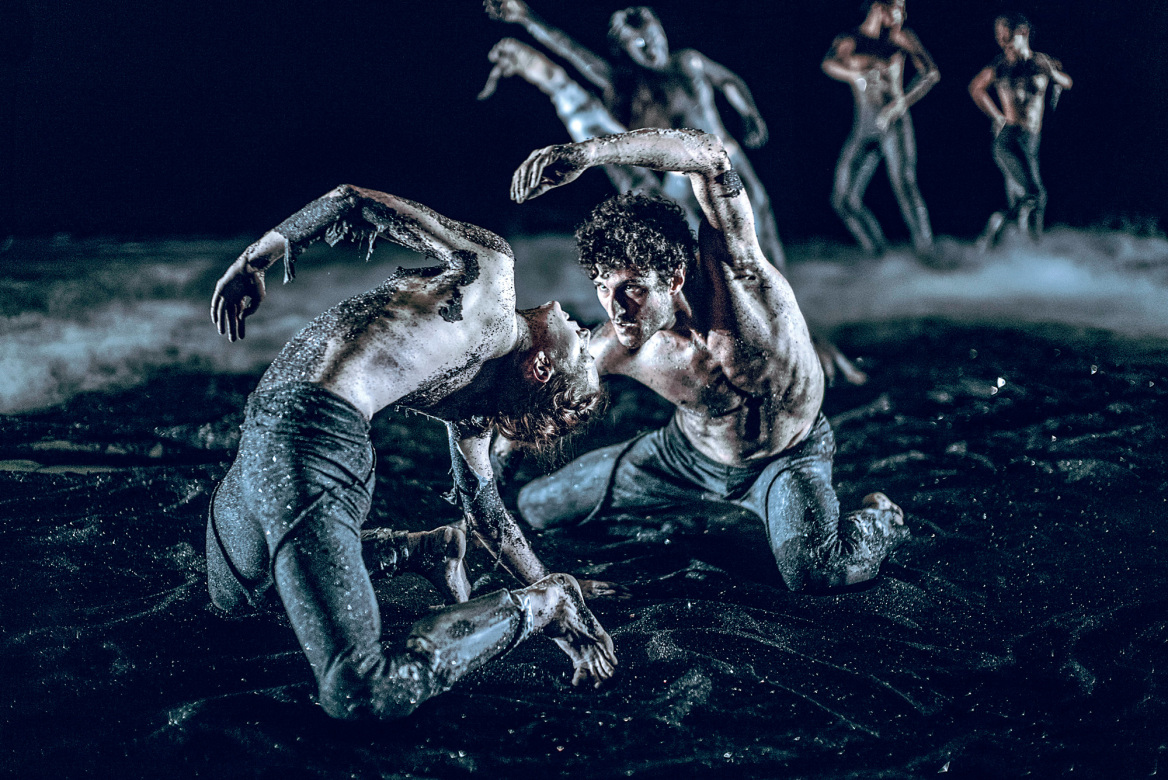 Damien Jalet: «Η ελληνική μυθολογία είναι πηγή έμπνευσης για μένα»