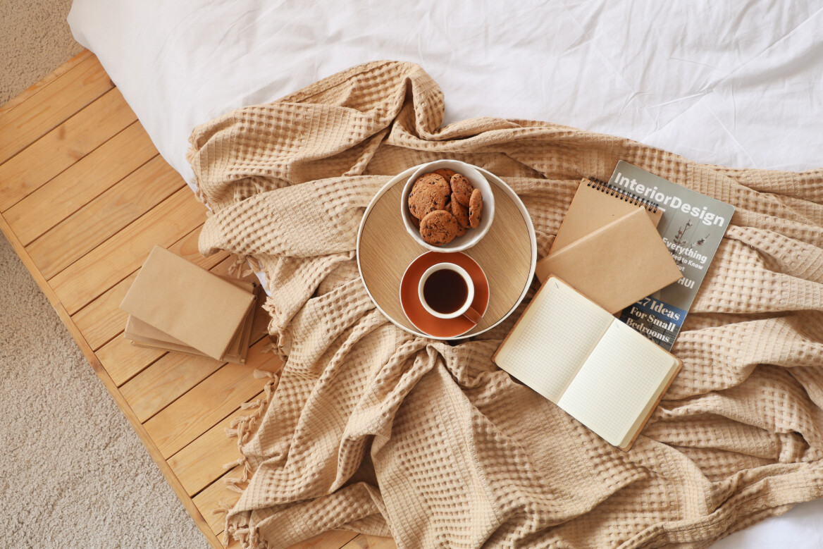 5 κόλπα για να κάνετε την κρεβατοκάμαρά σας να μοιάζει με δωμάτιο πολυτελούς ξενοδοχείου  