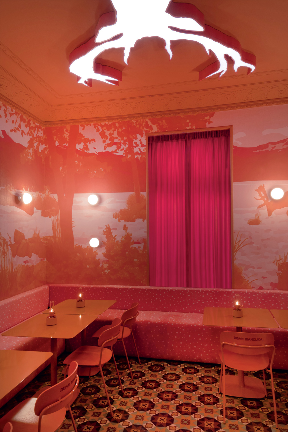 Μίλτος Κοντογιάννης: Χρωματιστή pop για την ελίτ του design