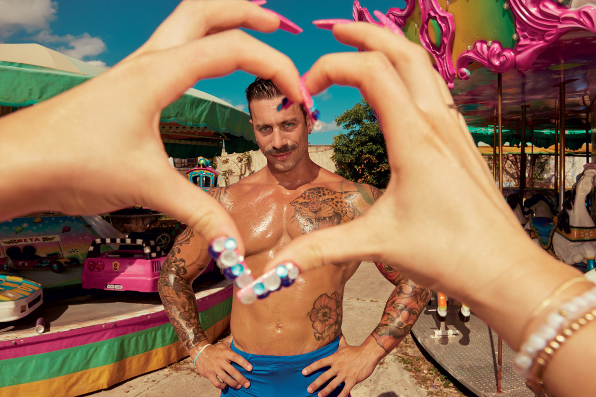 Οι «άθλιοι» ήρωες της Kourtney Roy