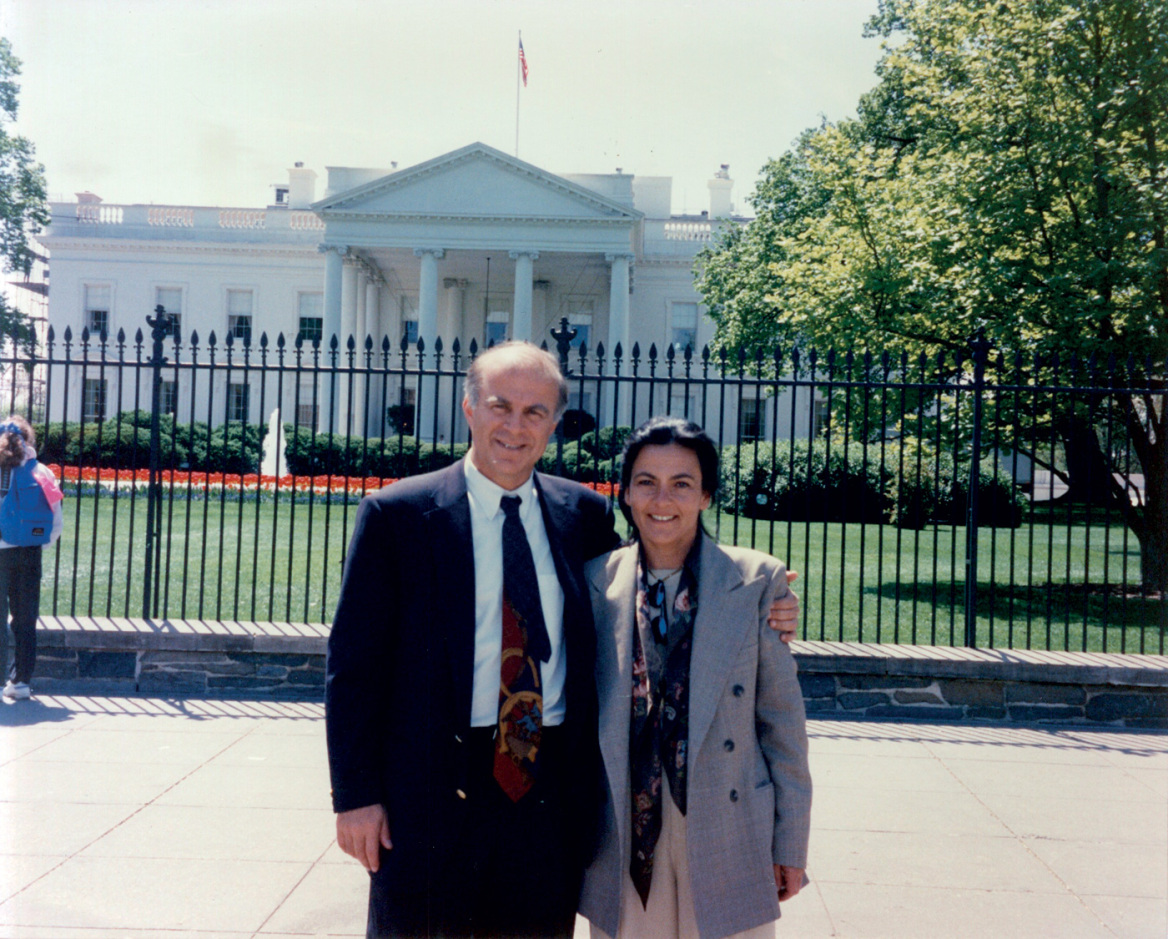 Νίκος Α. Βερνίκος: Ένας bon vivant παλαιάς κοπής μοιράζεται στιγμές της συναρπαστικής ζωής του