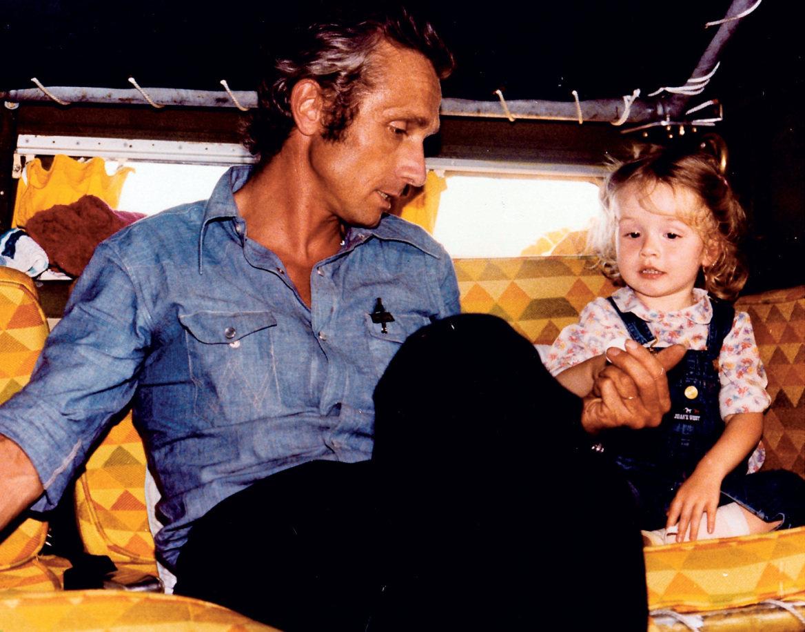 Γιατί η Αλεξάνδρα Κουστό επέλεξε να ξεκινήσει από την Αθήνα τη «Συμμαχία των γαλάζιων πόλεων»
