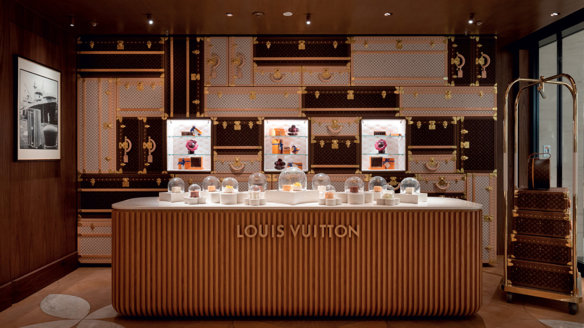 «The Louis»: Το νέο θαύμα της Louis Vuitton βρίσκεται στη Σαγκάη και είναι ένα... υπερωκεάνιο