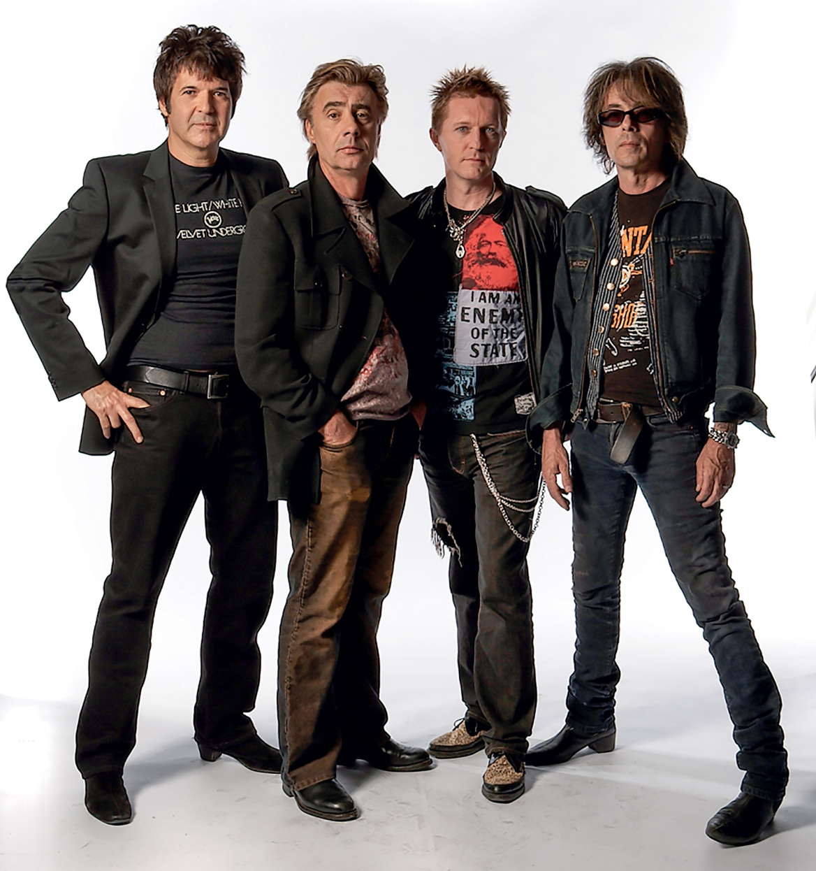 Keanan Duffty, ο σχεδιαστής που συνεργάστηκε με θρύλους της μουσικής σκηνής