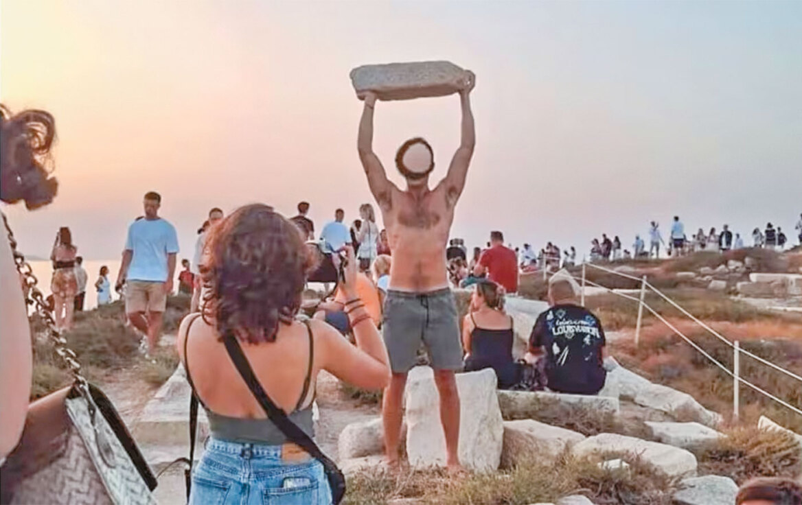 Η επιβλητική Πορτάρα της Νάξου: Το μυστήριο γύρω από το μνημείο που μετράει 26 αιώνες
