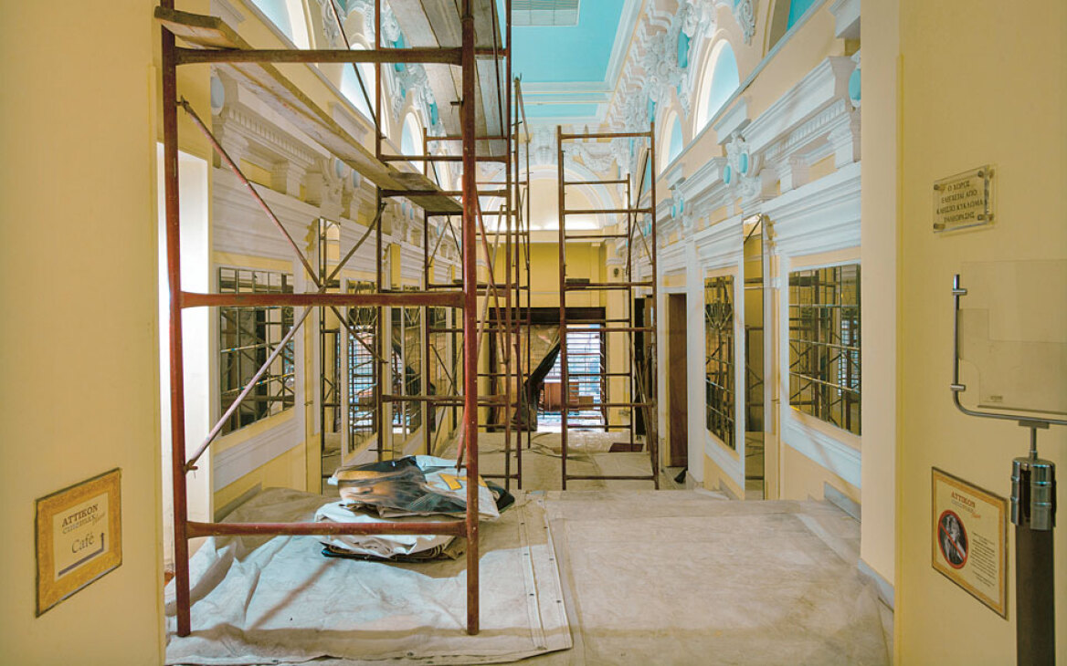 Δεκατρία χρόνια μετά: Βρέθηκε λύση και θα ξαναγεννηθούν «Απόλλων» και «Αττικόν»