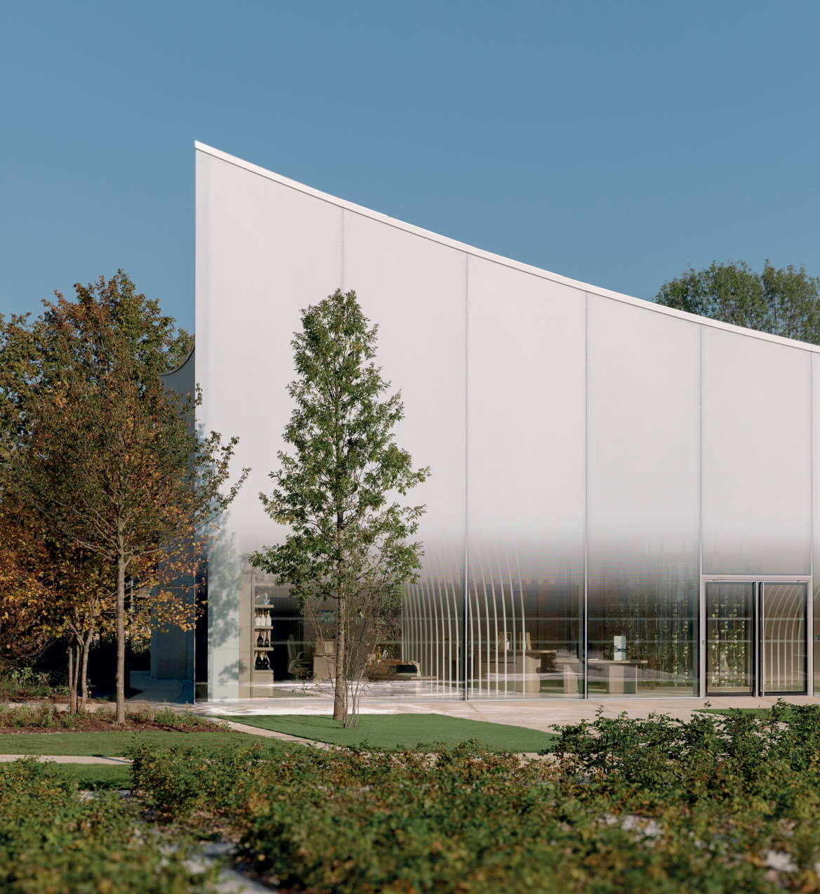 Lélia Demoisy: Γλυπτική με υλικά της φύσης