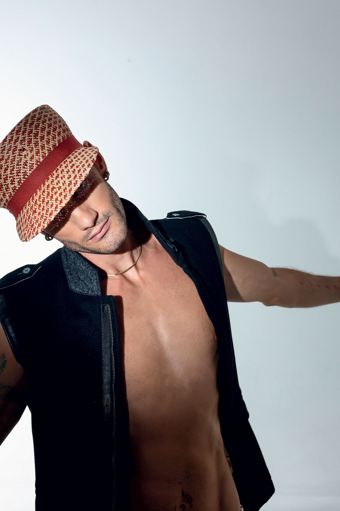 Nick Velidakis: Next top model σε διεθνή τροχιά