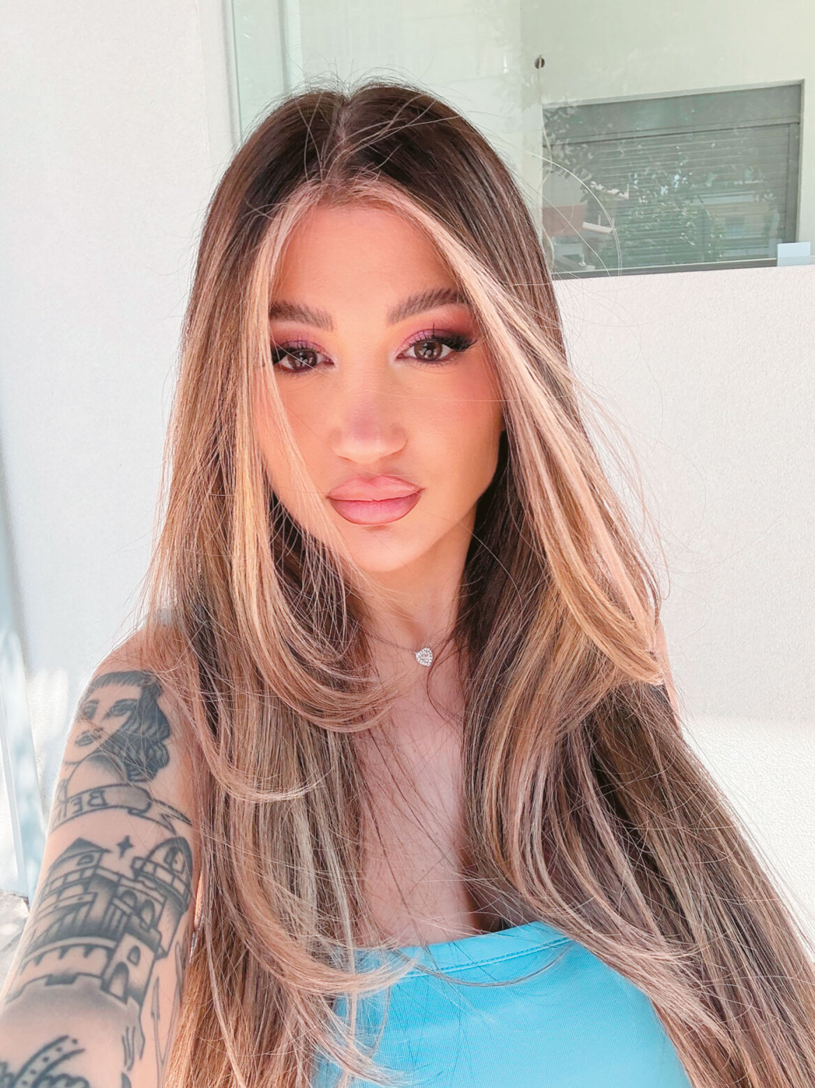 Οι Έλληνες influencers τζιράρουν €90 εκατ. τον χρόνο - Δείτε τη λίστα με τα ποσά που χρεώνουν και τα κέρδη