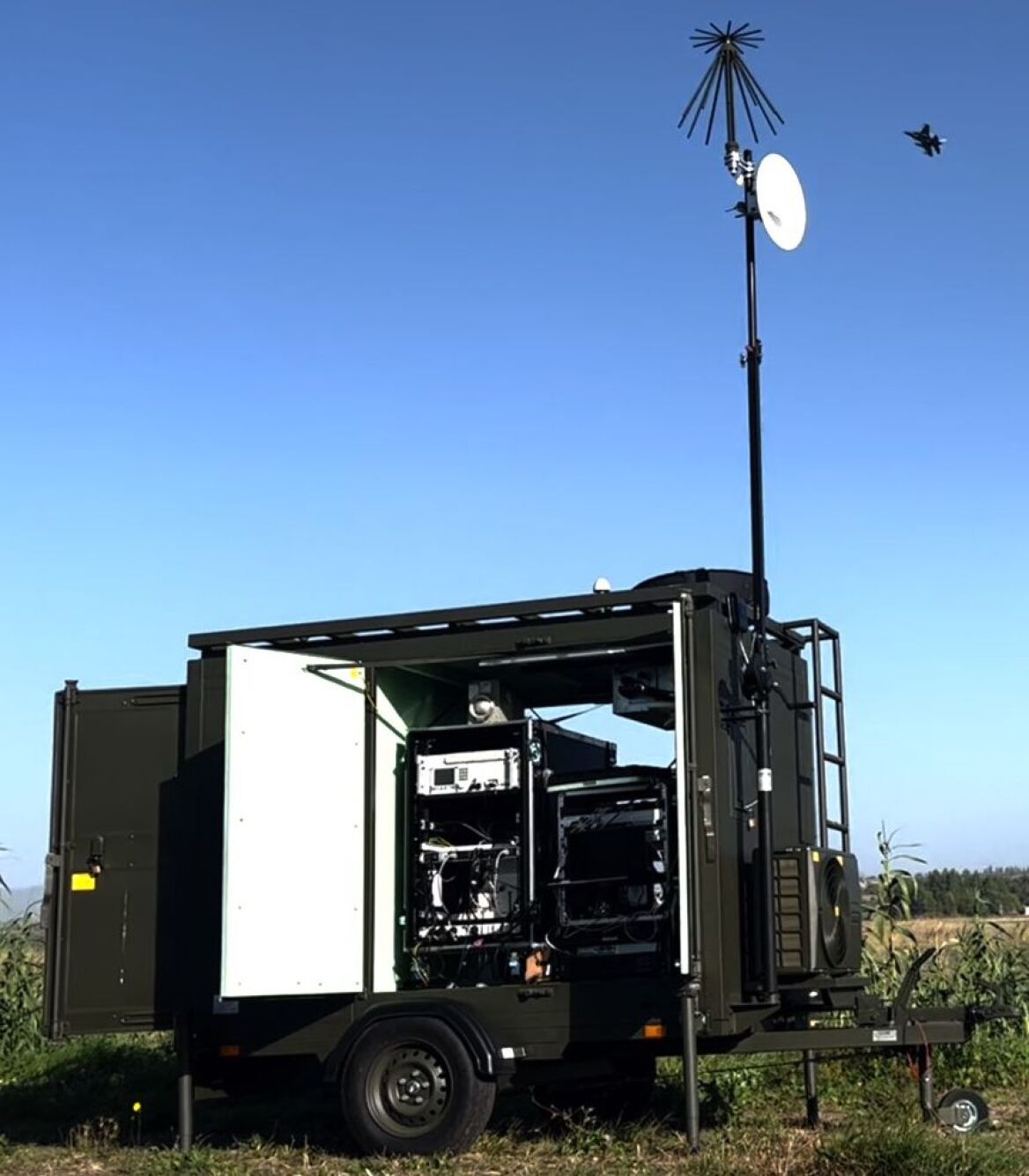 Το Μ1117, ο Κένταυρος, ο Υπερίων και η Ασπίδα του Αχιλλέα: Τα νέα οπλικά συστήματα που εντυπωσίασαν στην Θεσσαλονίκη Το Μ1117, ο  Κένταυρος, ο Υπερίων και η Ασπίδα του Αχιλλέα: Τα νέα οπλικά συστήματα που εντυπωσίασαν στην Θεσσαλονίκη