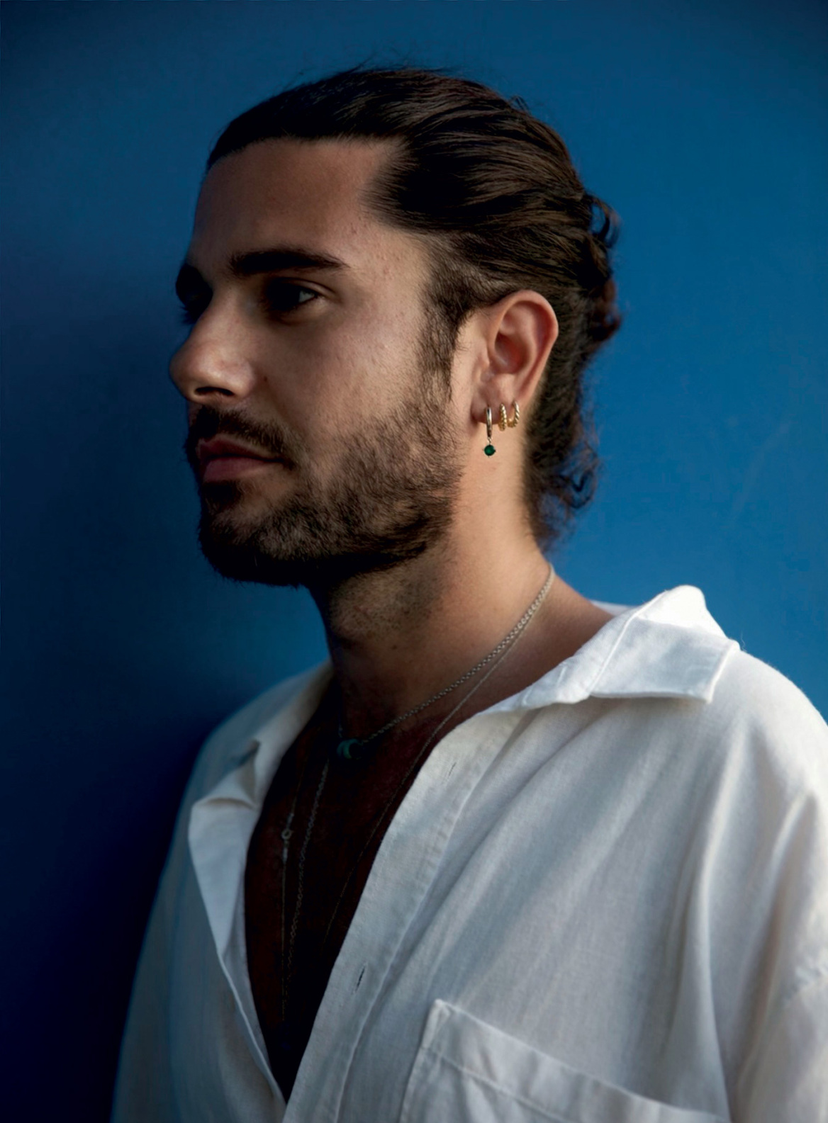 Dionysios: Θραύσματα ζωής ντυμένα με χρυσό