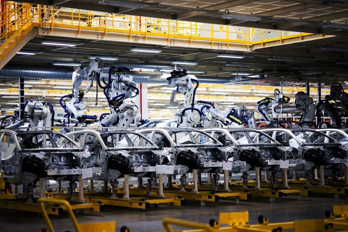 Geely & Zeekr: Δύο νέοι παίκτες αλλάζουν τους κανόνες της ηλεκτροκίνησης στην Ελλάδα