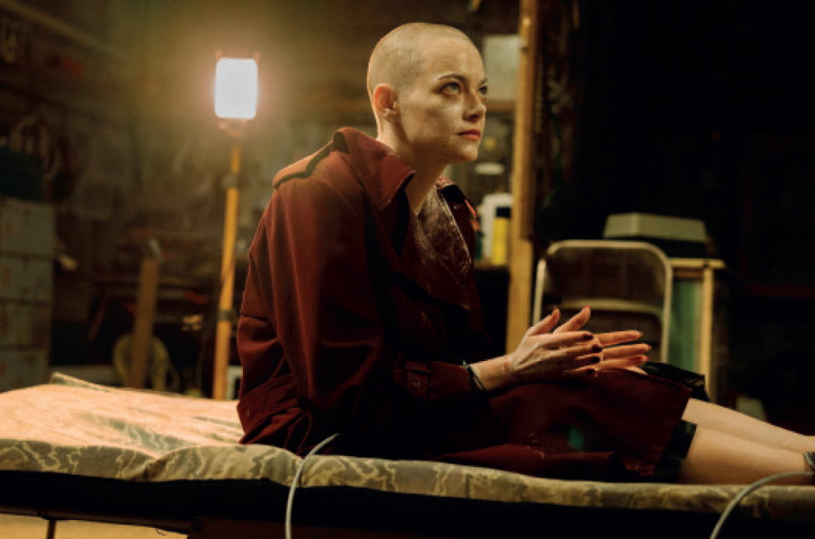 Η Έμα Στόουν στο Gala: «Η ζωή έχει χιούμορ, ακόμα και στις πιο σκοτεινές στιγμές»