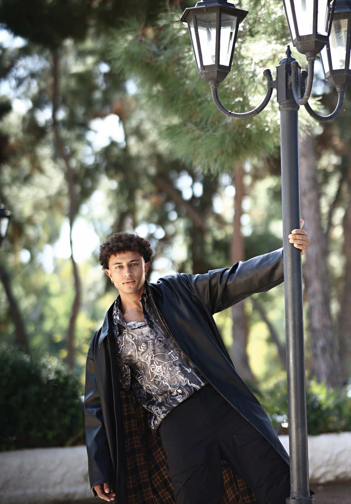 Ηρακλής Τσουζίνοφ: «Η υποκριτική με κάνει να νιώθω ζωντανός»