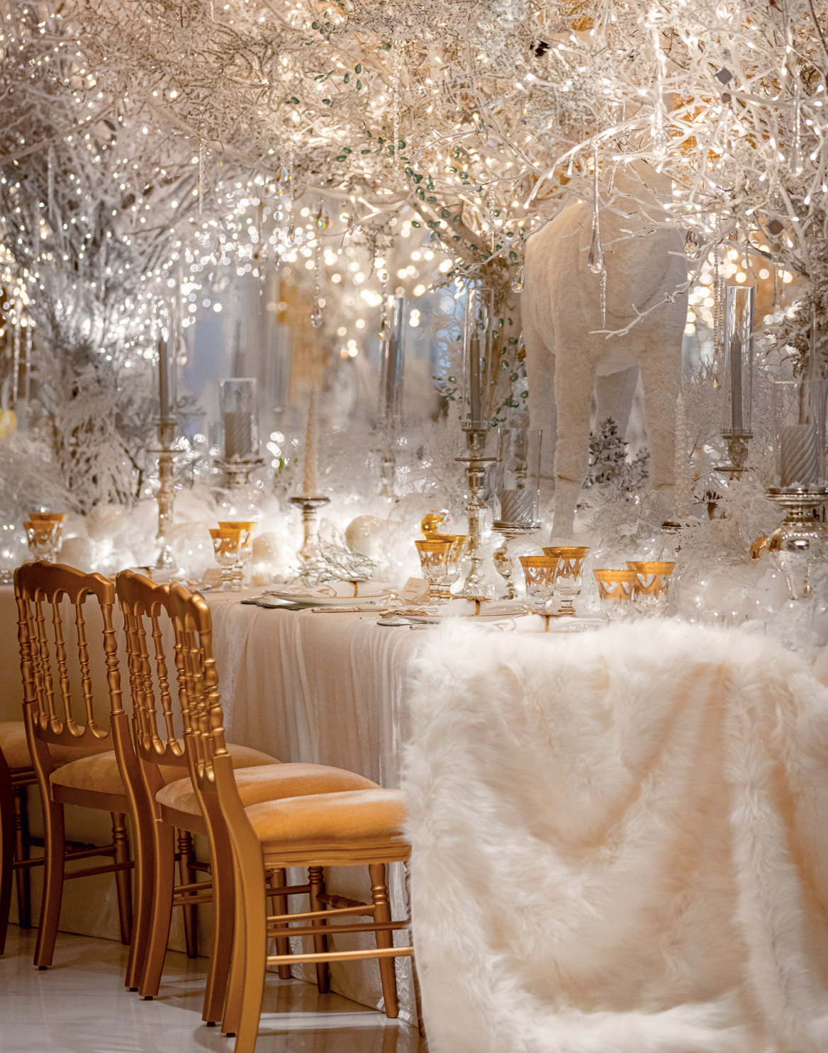 Συμβουλές για το γιορτινό τραπέζι από την event planner Βανέσα Σουραβλιά