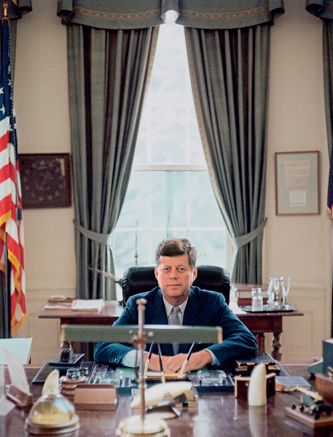 Οι ανέκδοτες έγχρωμες φωτογραφίες του Elliott Erwitt