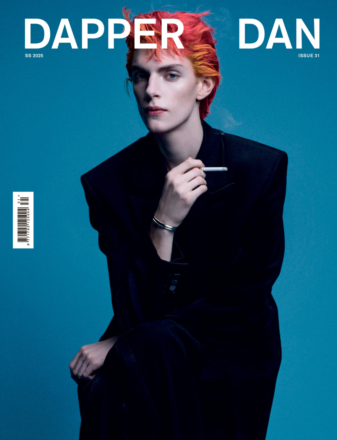 Ο Bασίλης Καρύδης στην κορυφή των διεθνών εκδόσεων