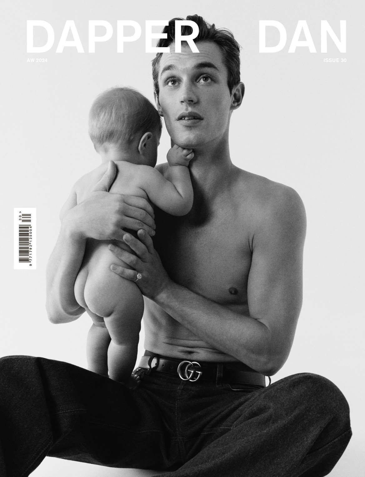 Ο Bασίλης Καρύδης στην κορυφή των διεθνών εκδόσεων