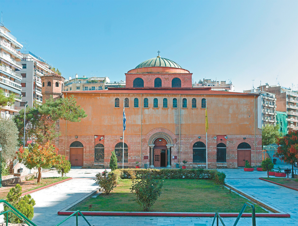 Από το Κάιρο και την Κωνσταντινούπολη, στο Δίστομο και την Αρκαδία: 11+1 εκκλησίες προσκυνήματα για τις ημέρες του Πάσχα