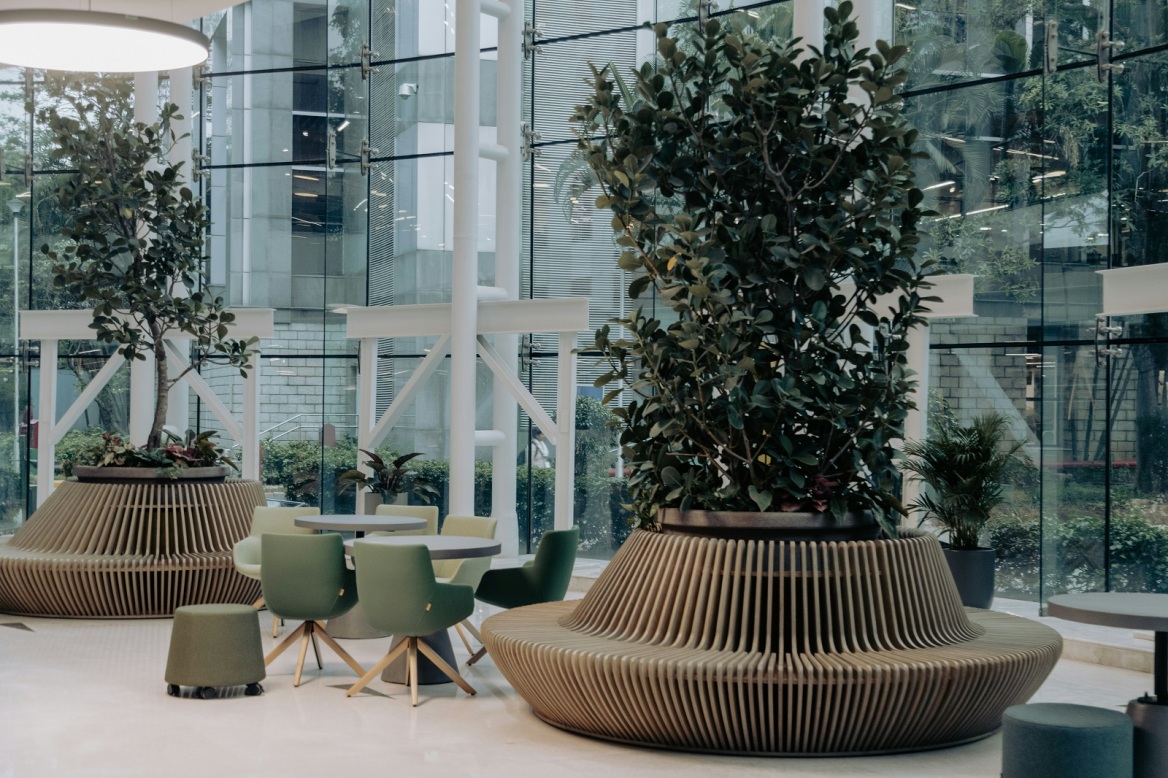 
Η άνοδος του Biophilic Design: Όταν η φύση εμπνέει 