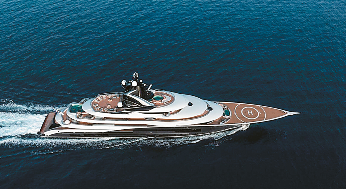 «Ωνάσηδες» με yacht για μια εβδομάδα: Από ένα ιστιοπλοϊκό, μέχρι το superyacht Breakthrough με τιμές από €2.000 έως €3,5 εκατ.