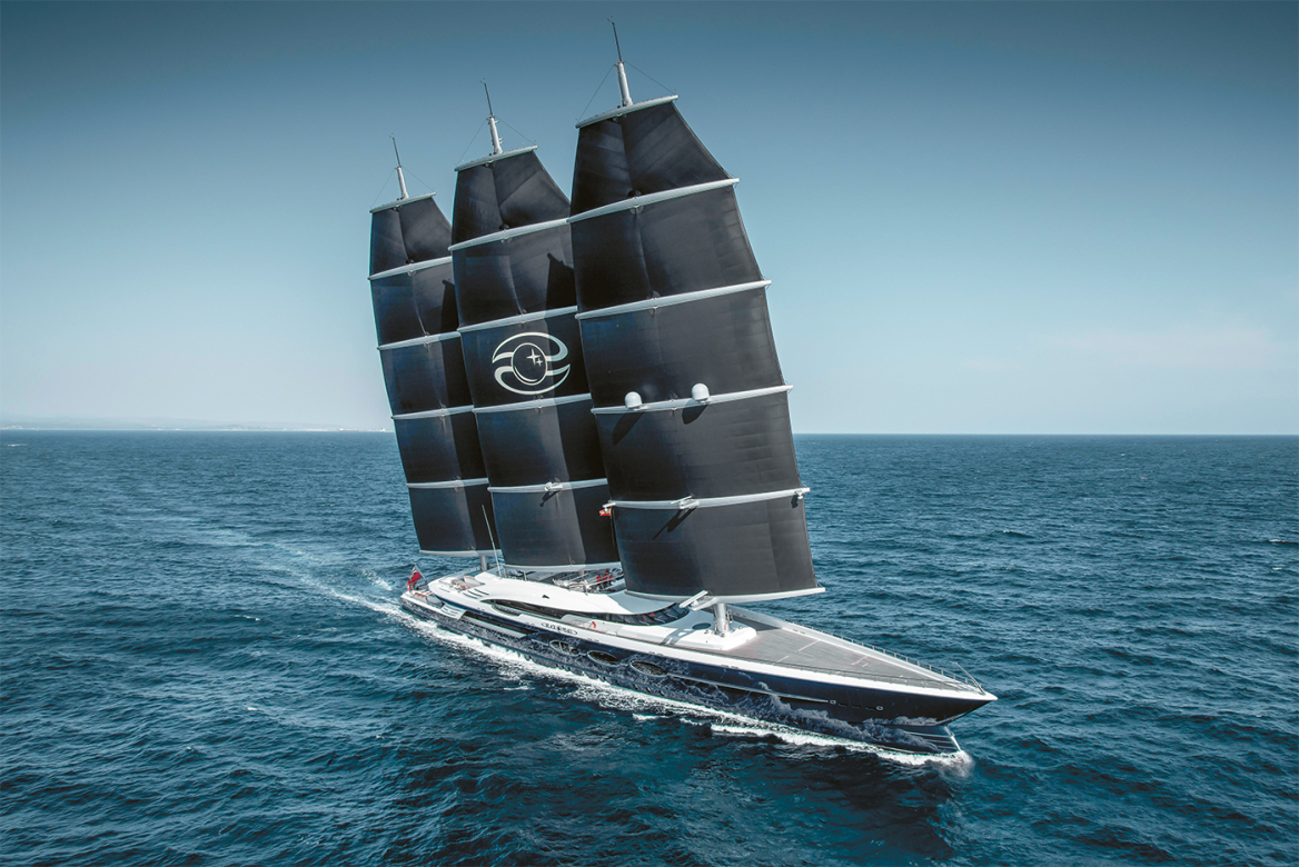 «Ωνάσηδες» με yacht για μια εβδομάδα: Από ένα ιστιοπλοϊκό, μέχρι το superyacht Breakthrough με τιμές από €2.000 έως €3,5 εκατ.